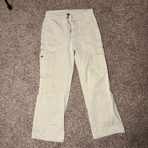 Beige high-waisted cargo pants (Cider)